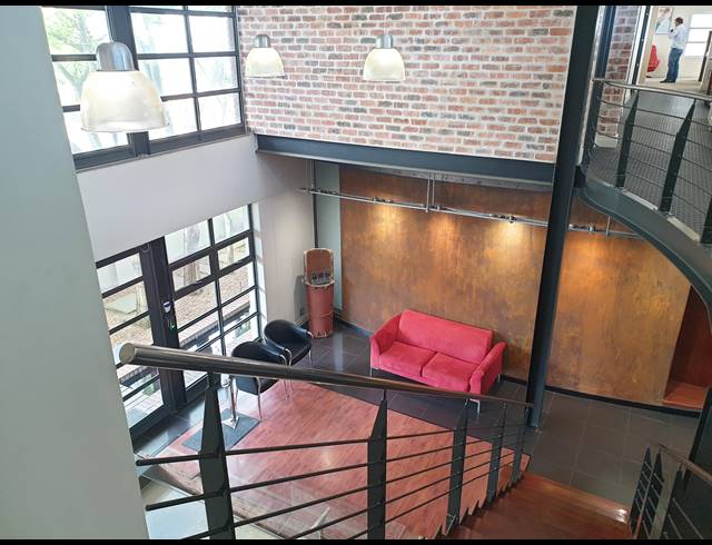 2,077M² SHOWROOM SOLD IN NDABENI